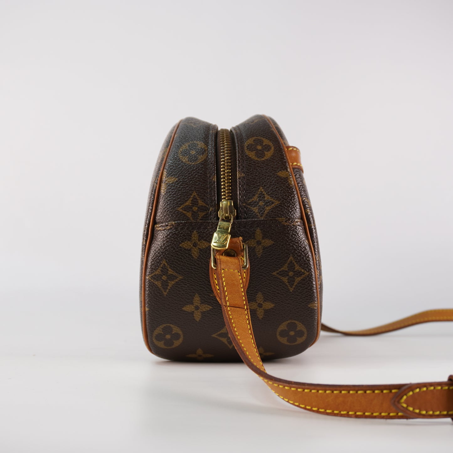 Louis Vuitton Blois Mono