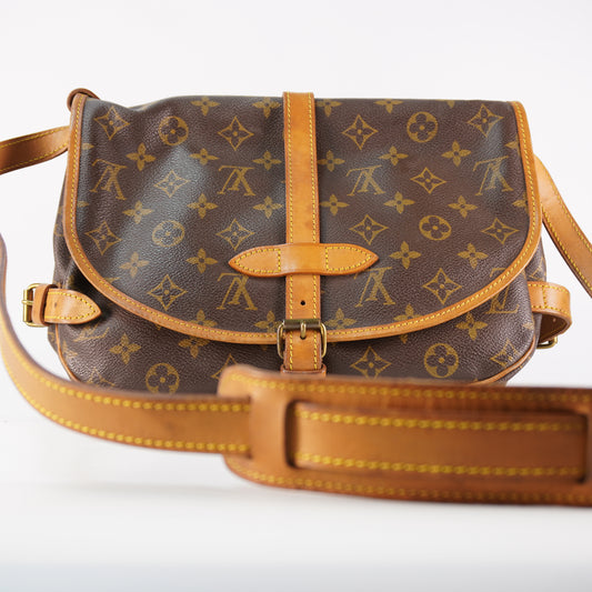 Louis Vuitton Saumur Mono