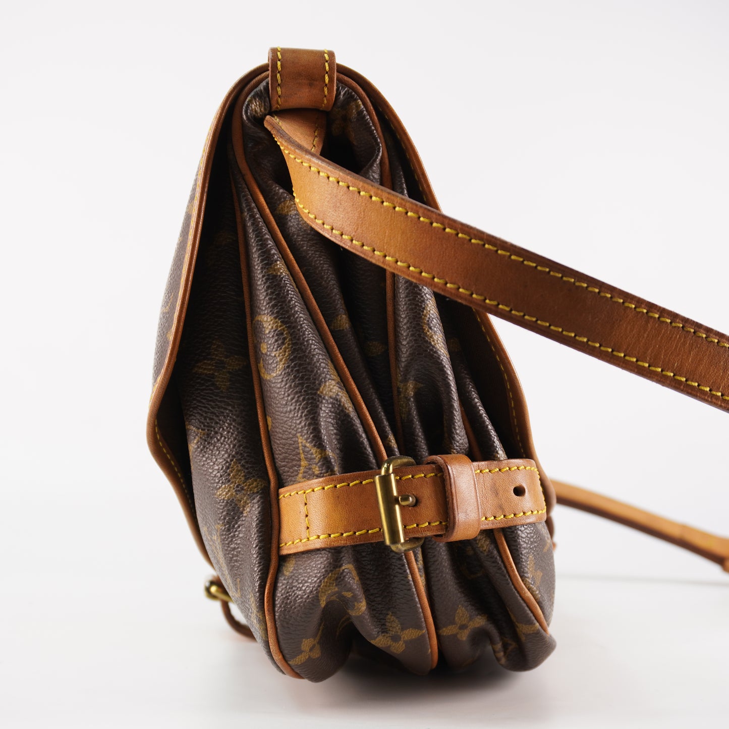 Louis Vuitton Saumur Mono