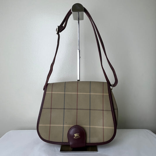 Burberry Vintage Saddle – 7.5"H x 10.2"L x 2.8"W