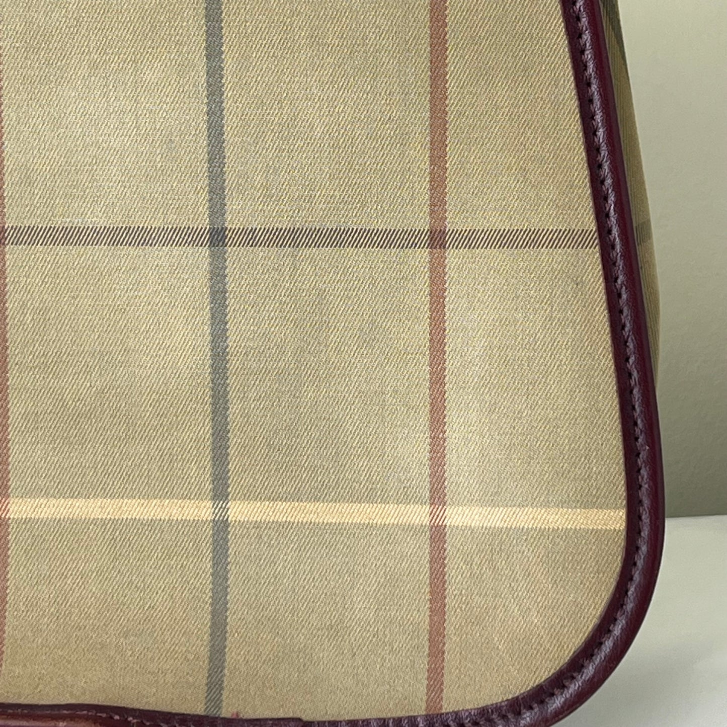 Burberry Vintage Saddle – 7.5"H x 10.2"L x 2.8"W