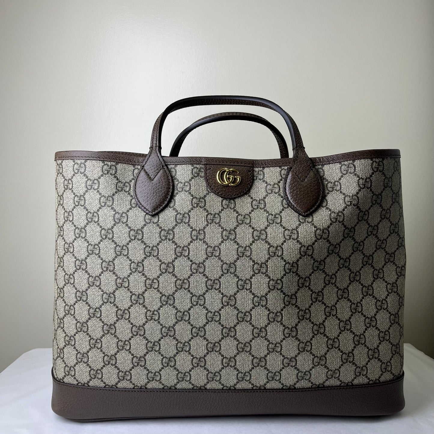 Gucci Ophidia Tote Bag Large – 13.4"H x 13.4"L x 5.5"W