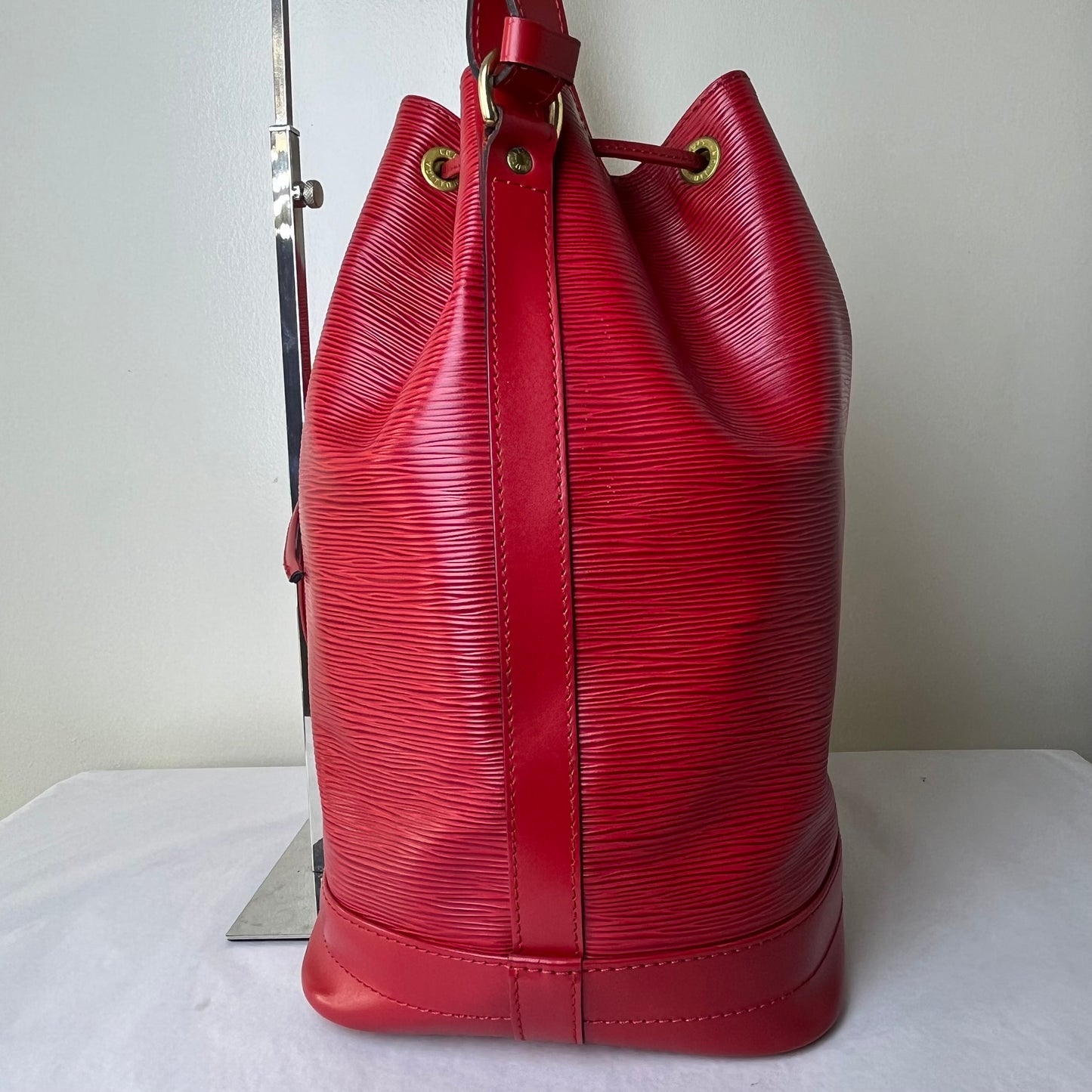 Louis Vuitton Noe MM Epi Red – 10.6"H x 13.4"L x 7.5"W