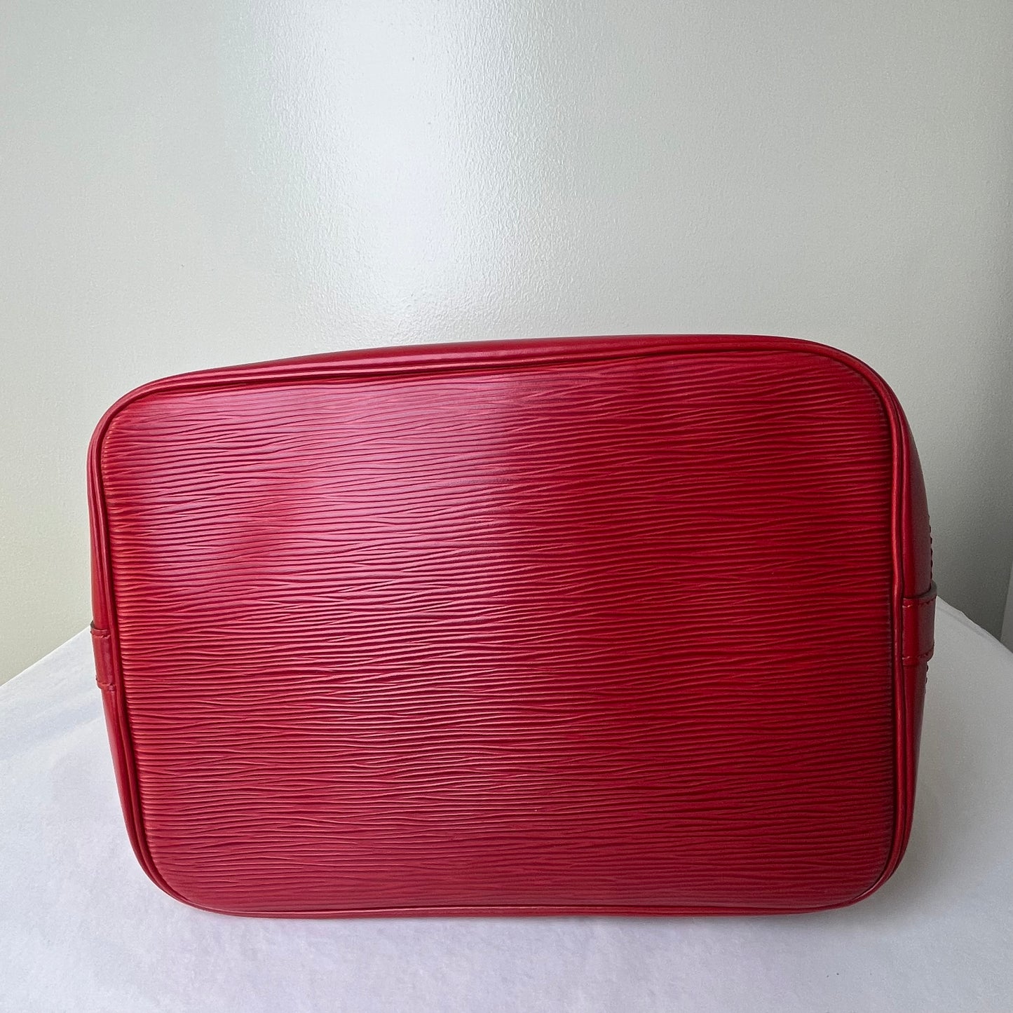 Louis Vuitton Noe MM Epi Red – 10.6"H x 13.4"L x 7.5"W