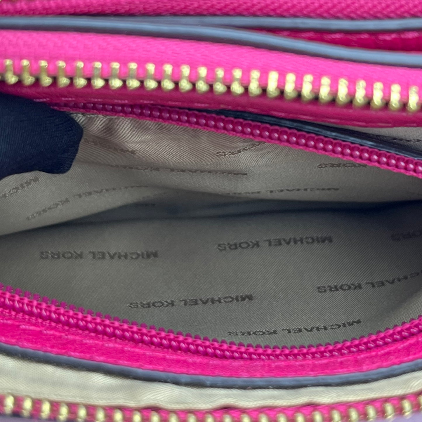 Michael Kors Clutch/Wristlet Pink – 5.5"H x 9"L x 1.5"W