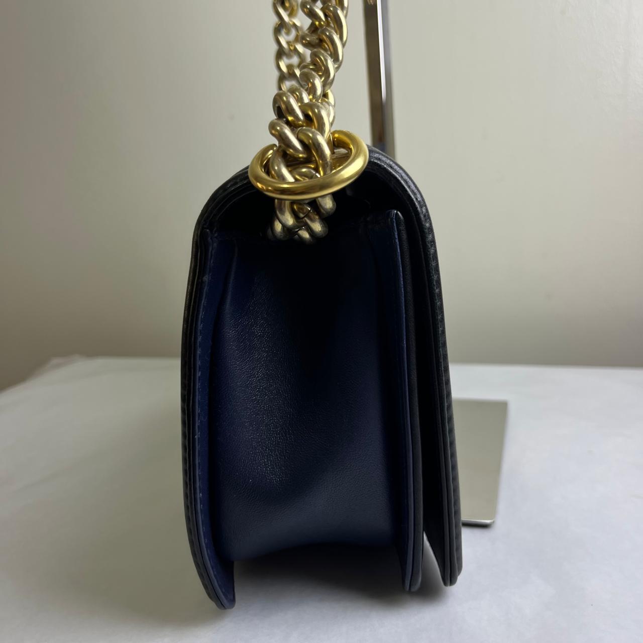 Chanel Le Boy Medium