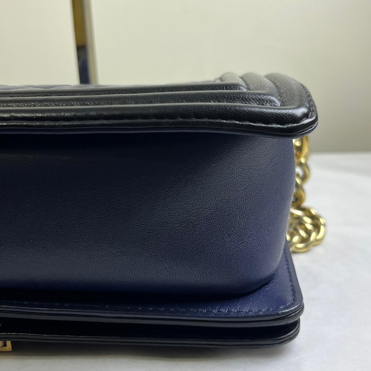 Chanel Le Boy Medium