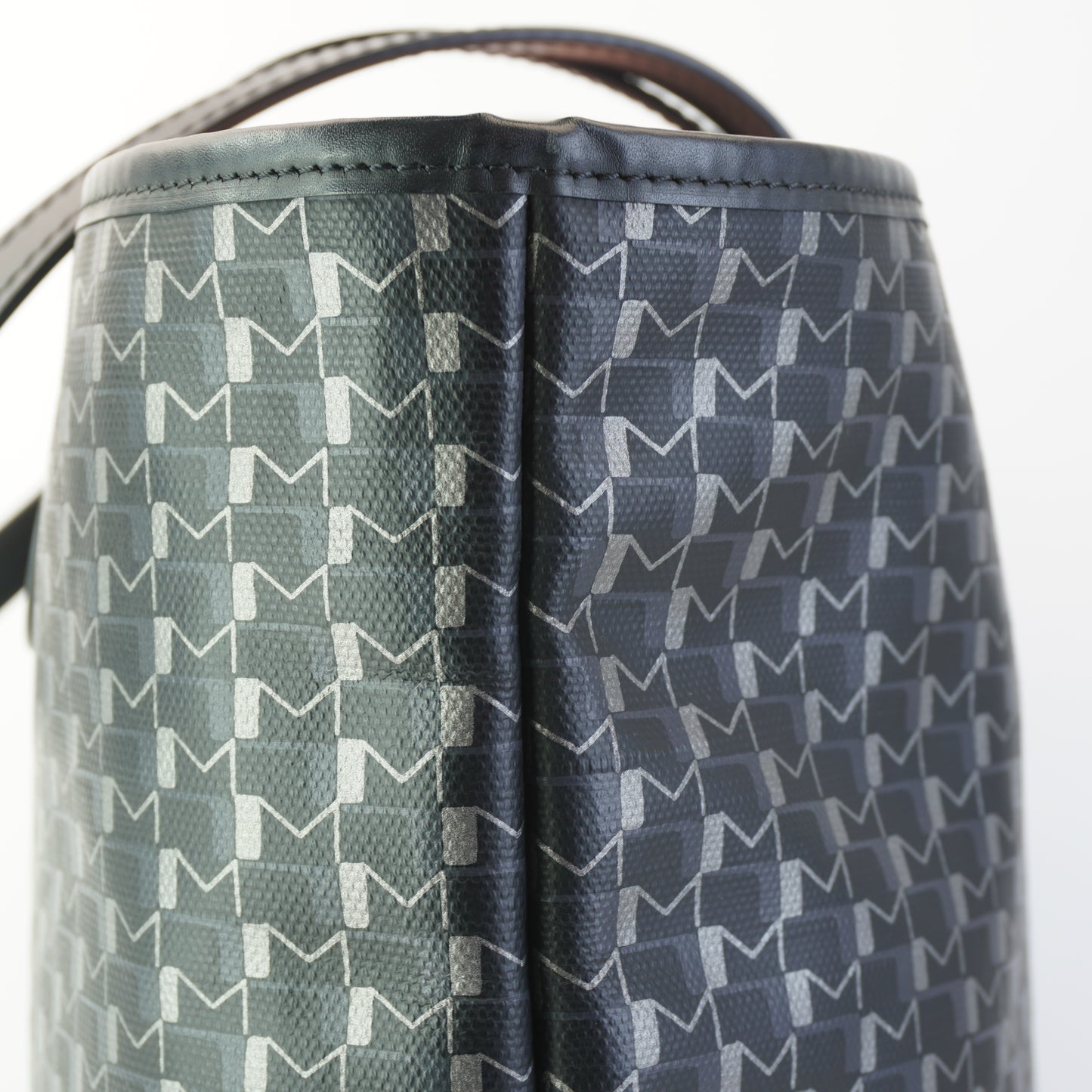 Moynat Paris on Tote