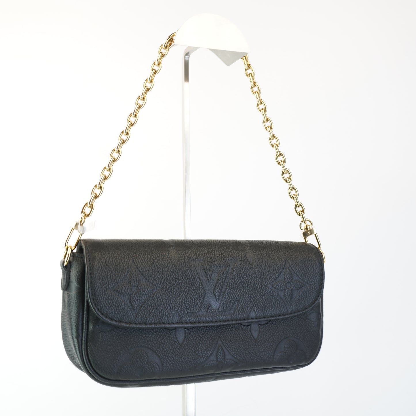 Louis Vuitton	Wallet on Chain Ivy Black