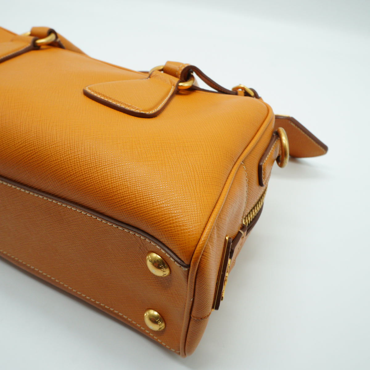 Prada	Saffiano Leather Convertile Baulleto Bag Medium GHW