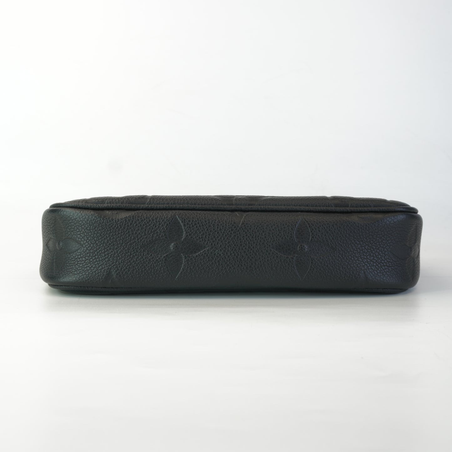 Louis Vuitton	Wallet on Chain Ivy Black