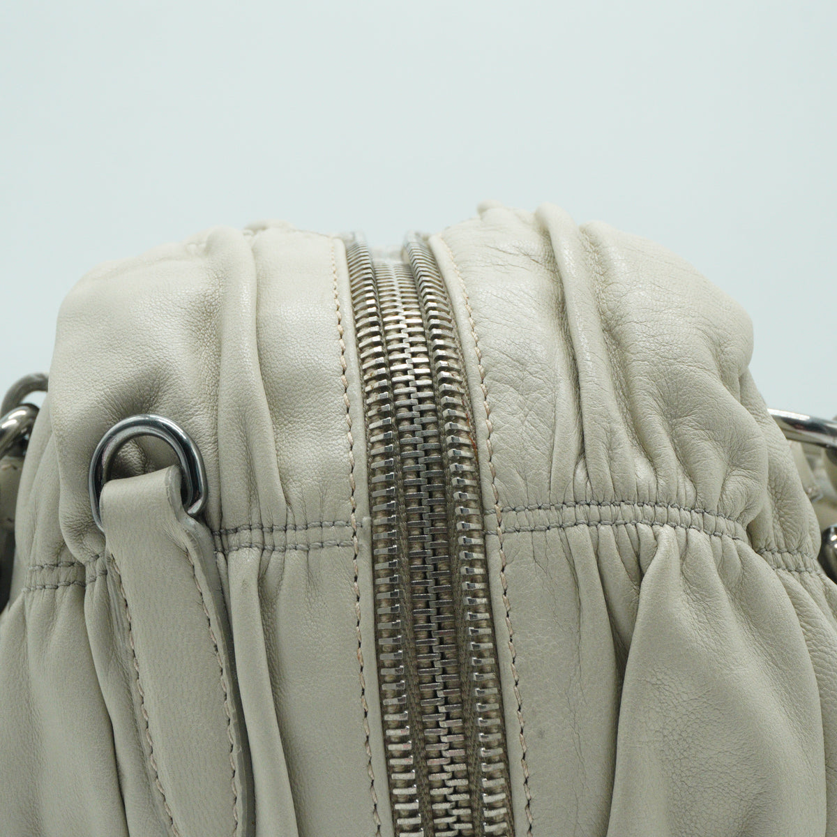 Prada	Nappa Gaufre Satchel White Small SHW