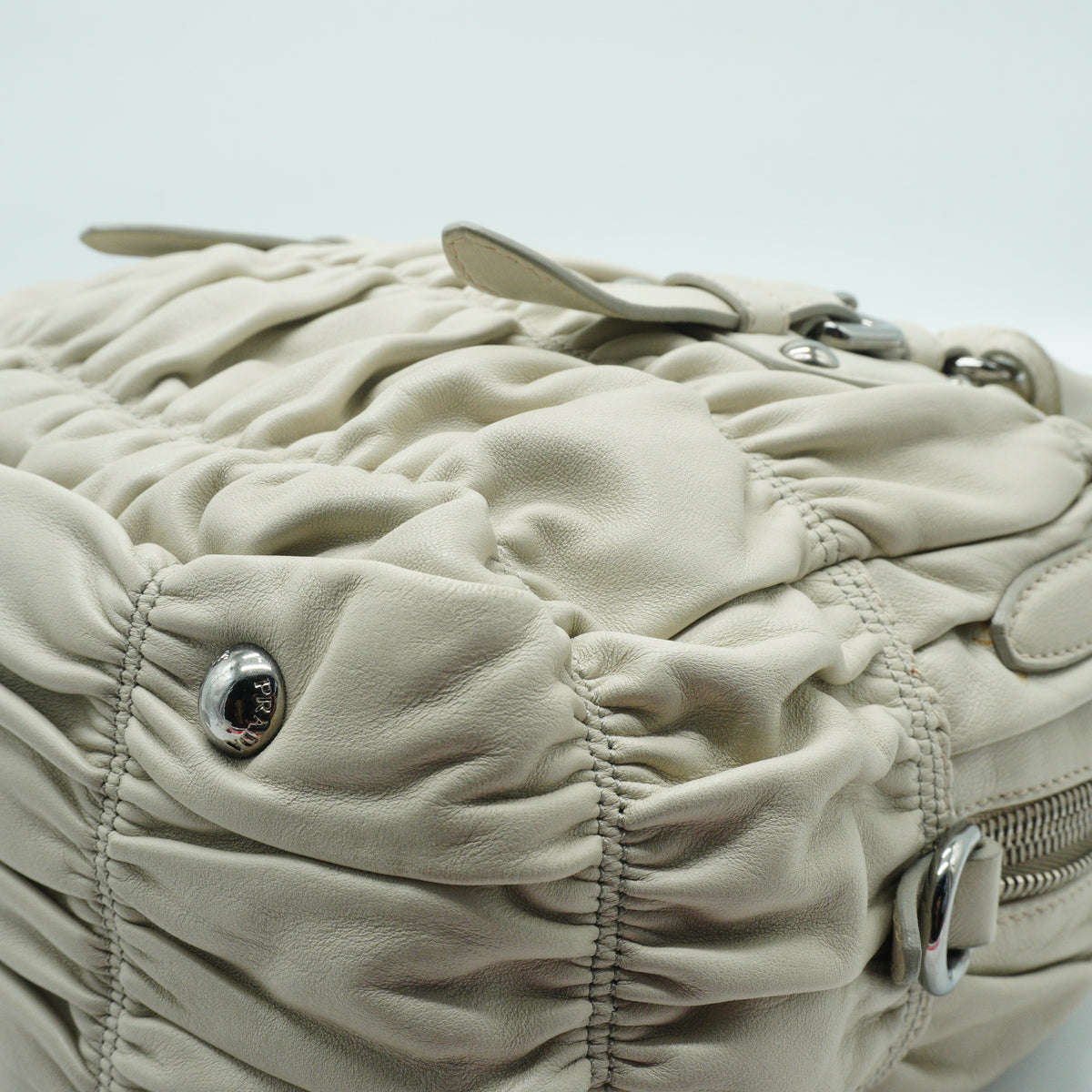 Prada	Nappa Gaufre Satchel White Small SHW