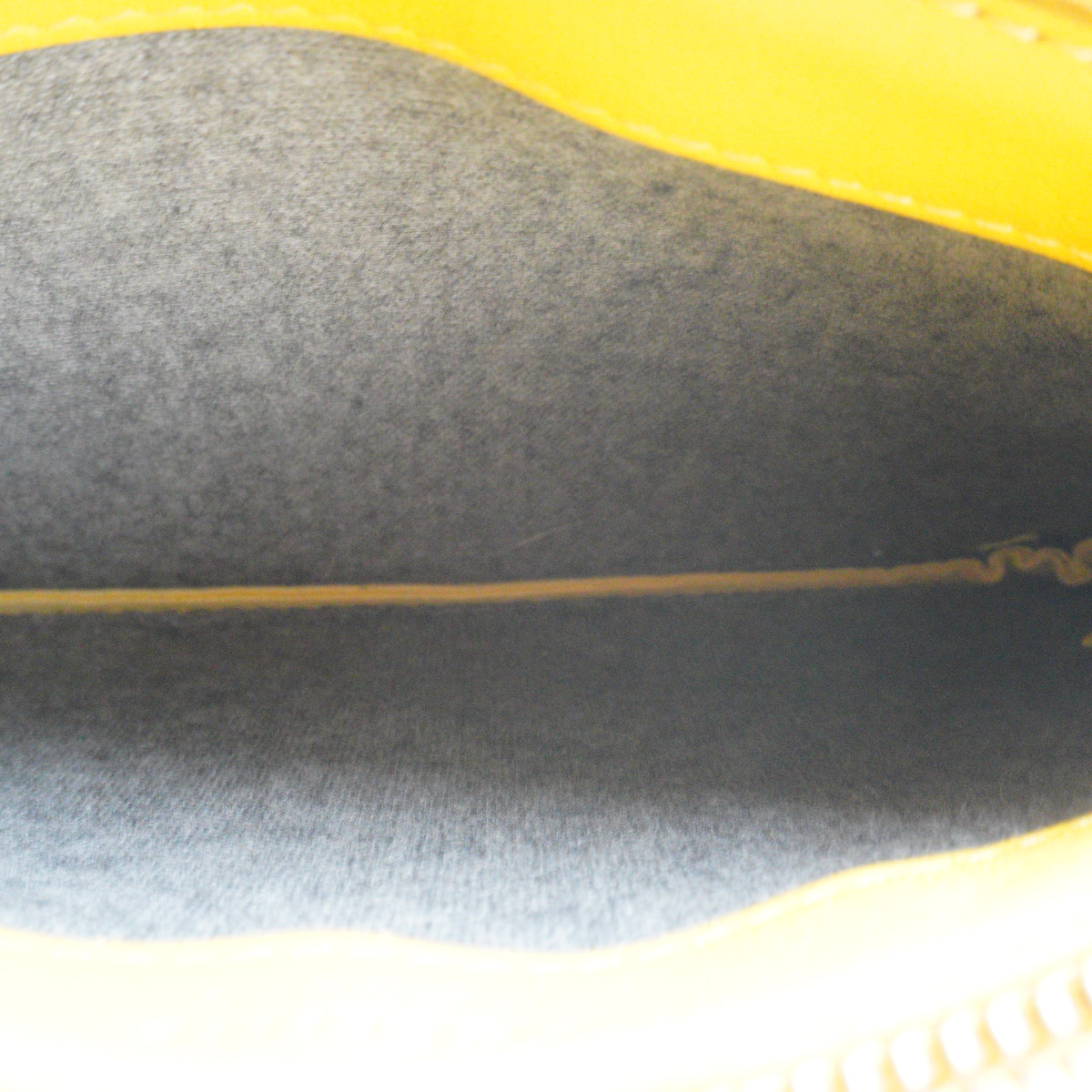 Celine	Crossbody Tri Yellow Small GHW