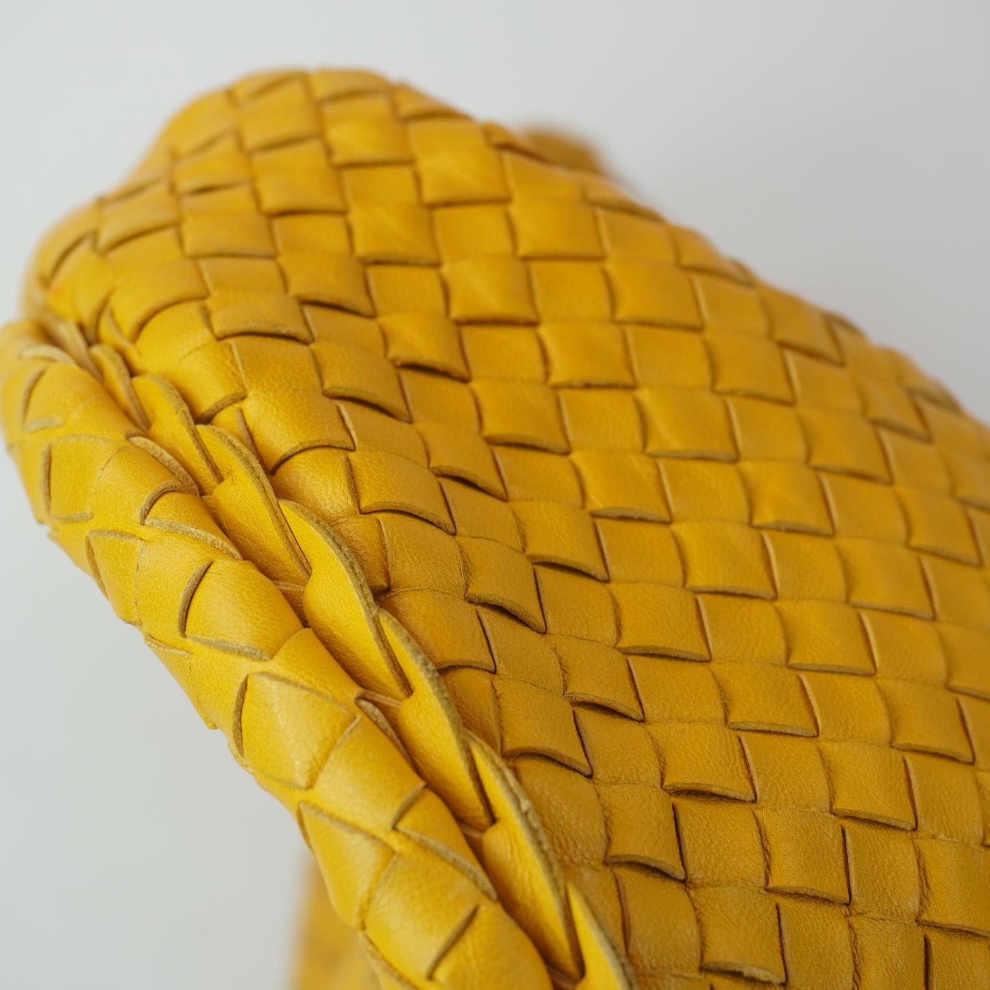 Bottega Veneta	Jodie Mustard Yellow Large