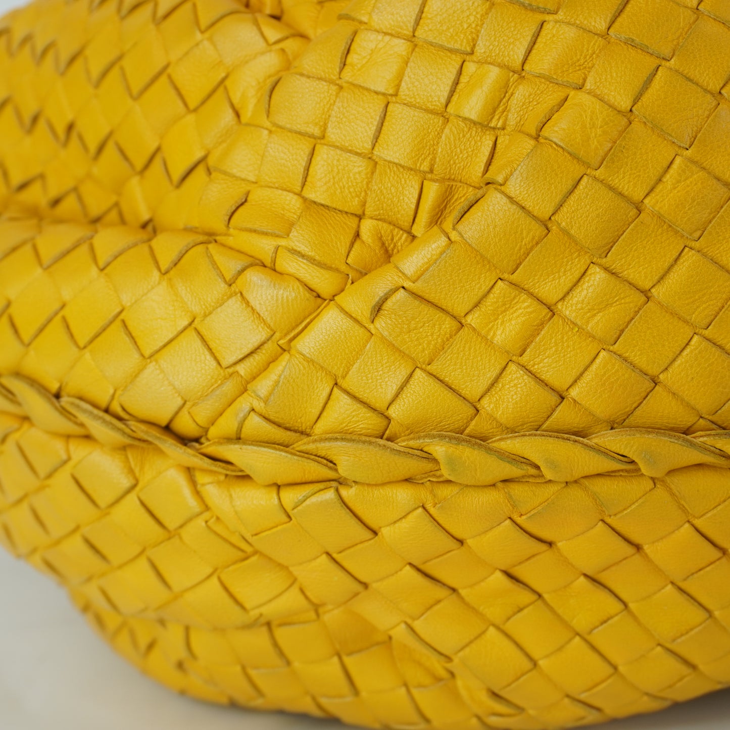 Bottega Veneta	Jodie Mustard Yellow Large