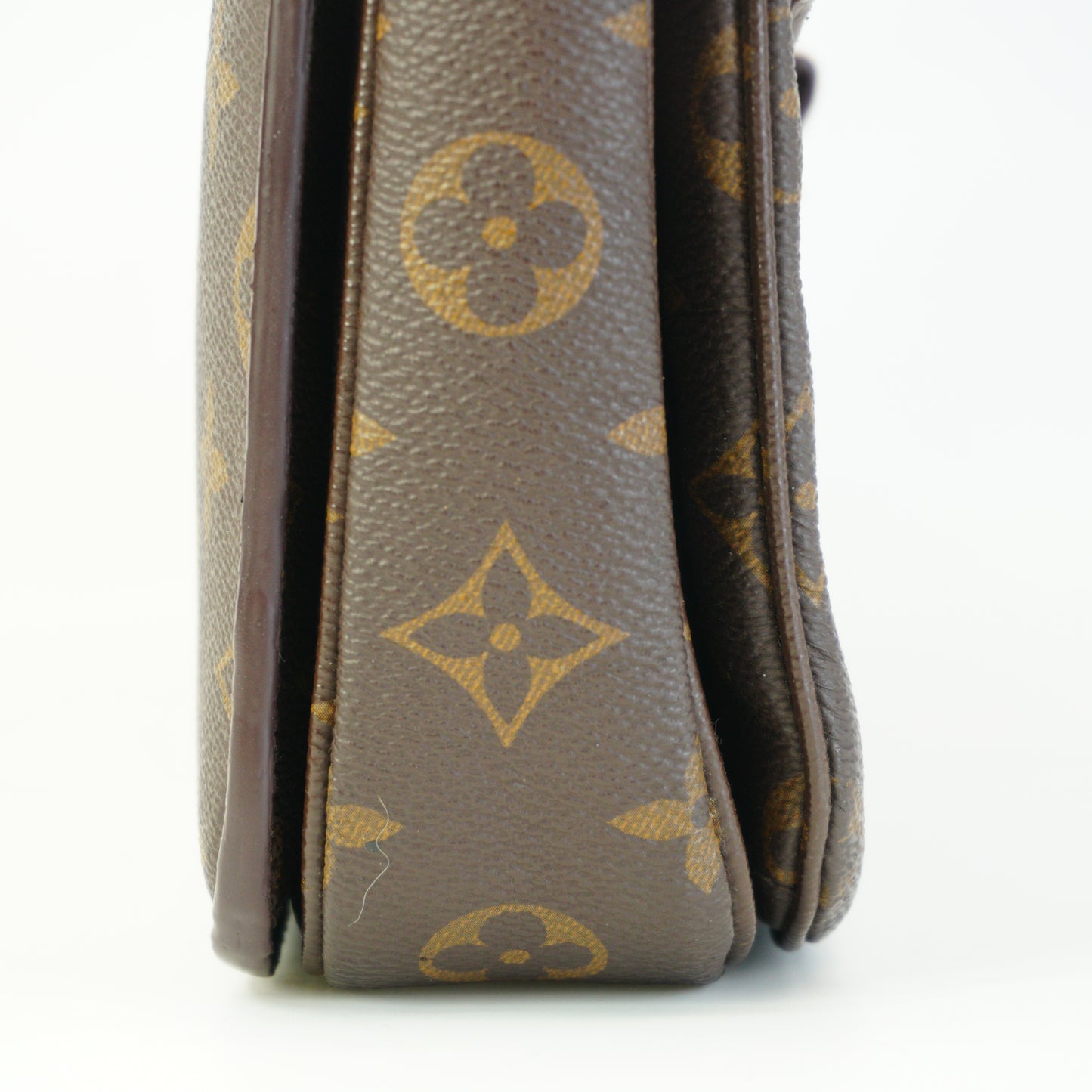 Louis Vuitton	Metis Pochette GHW Small