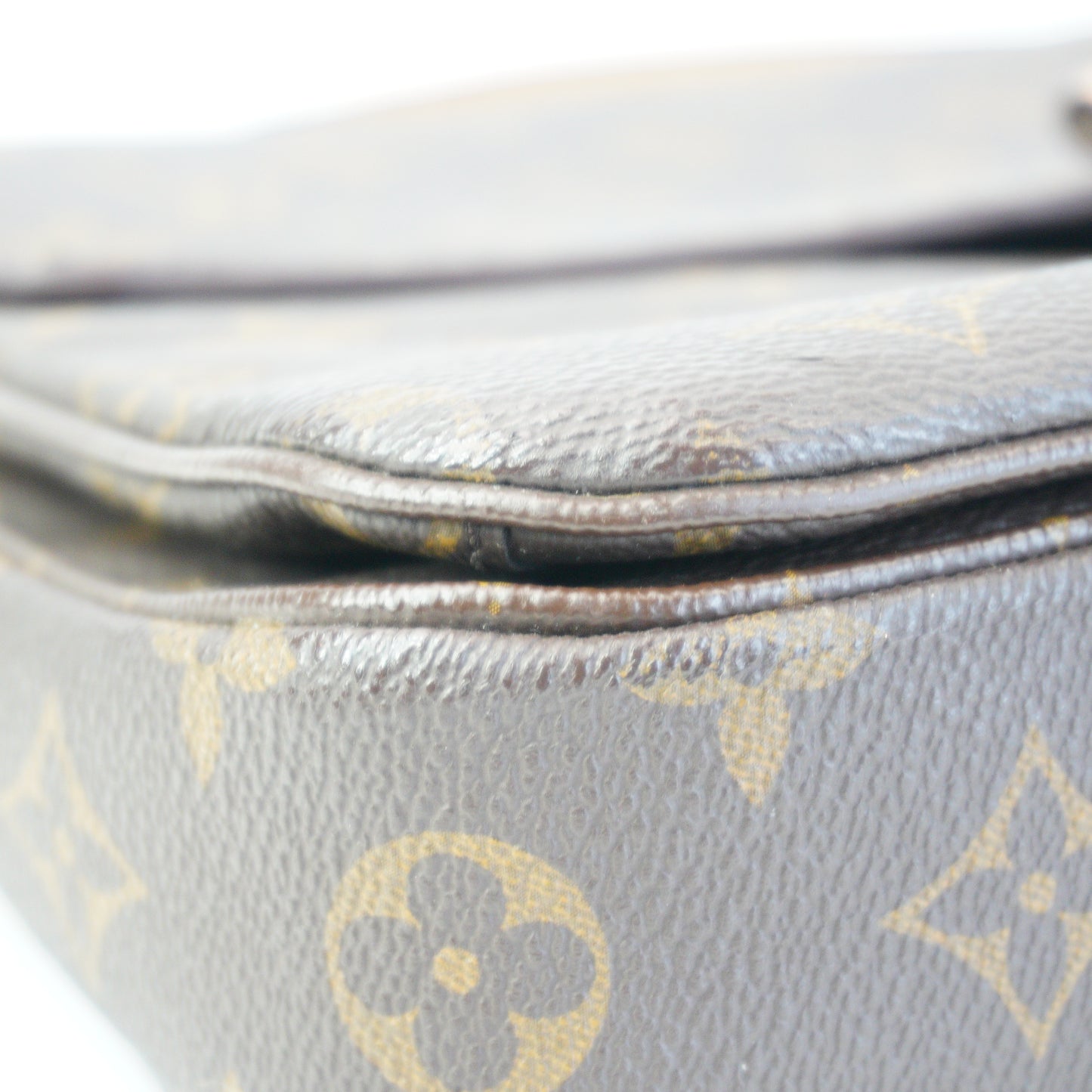 Louis Vuitton	Metis Pochette GHW Small