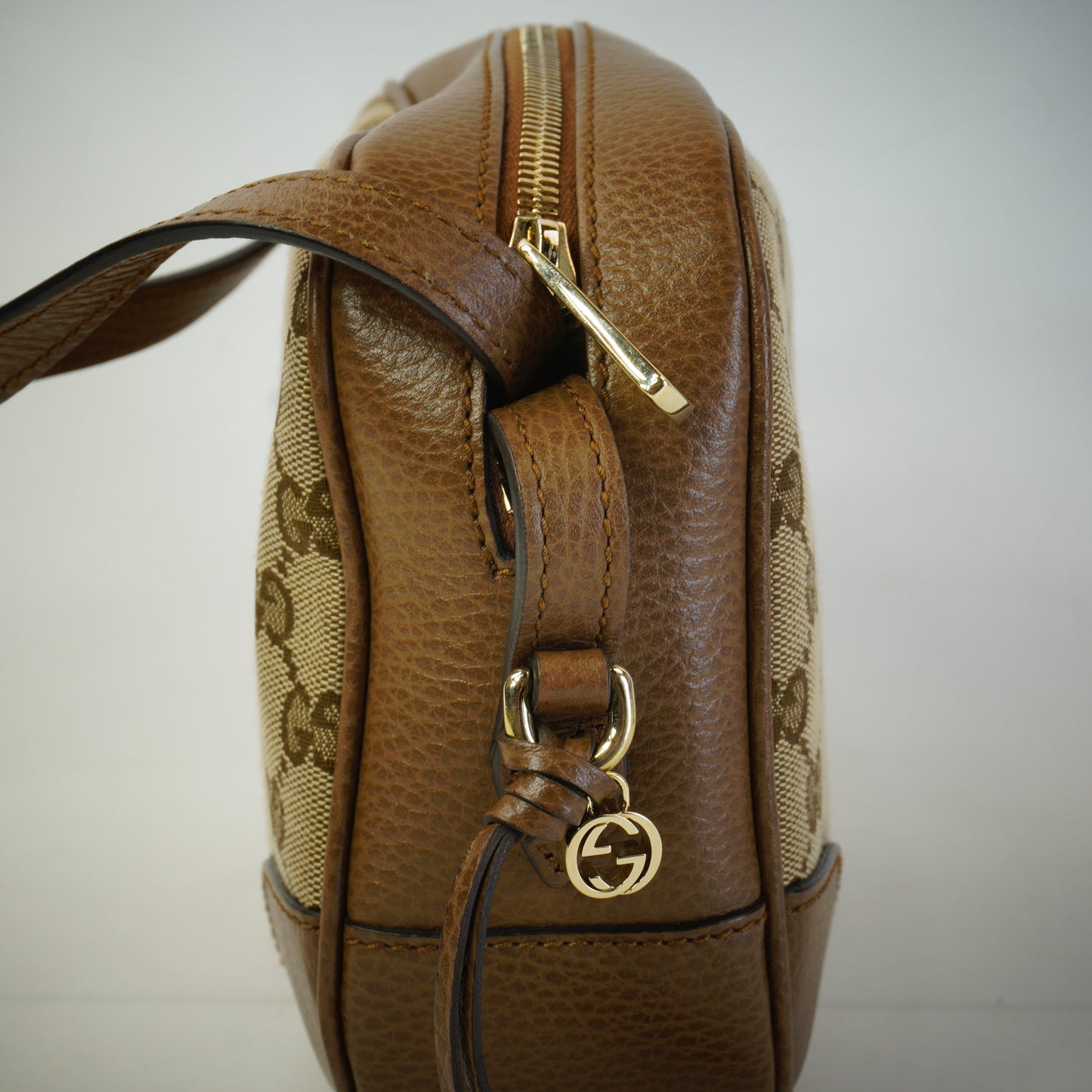 Gucci Bree Camera Bag Crossbody Bag GHW Small