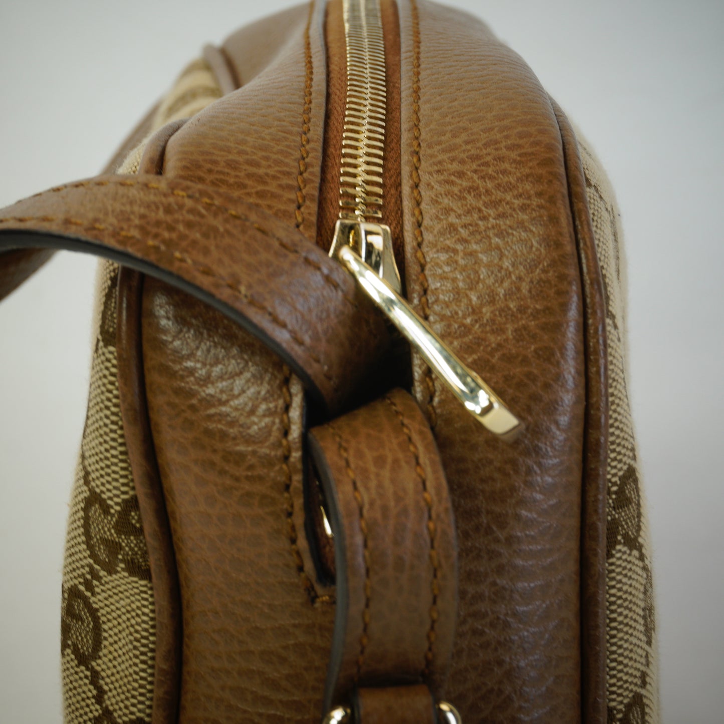 Gucci Bree Camera Bag Crossbody Bag GHW Small