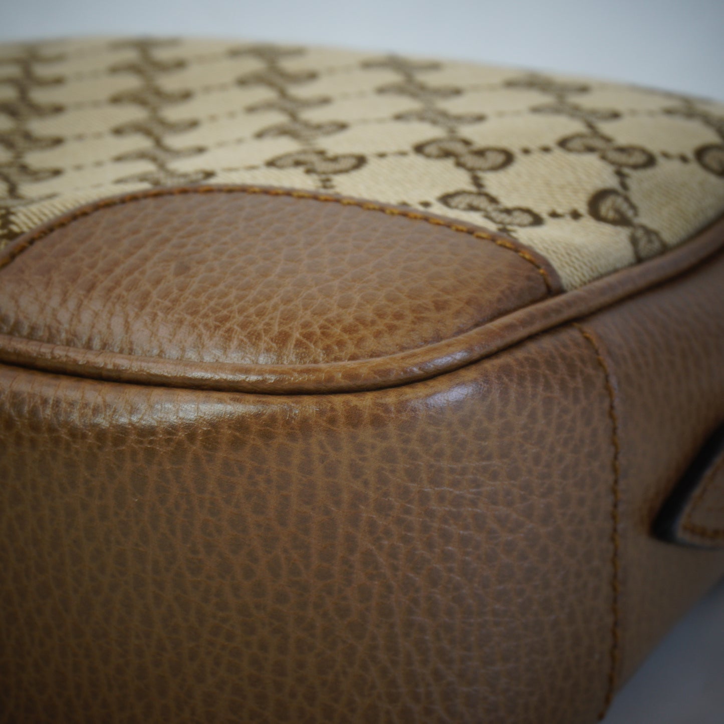 Gucci Bree Camera Bag Crossbody Bag GHW Small