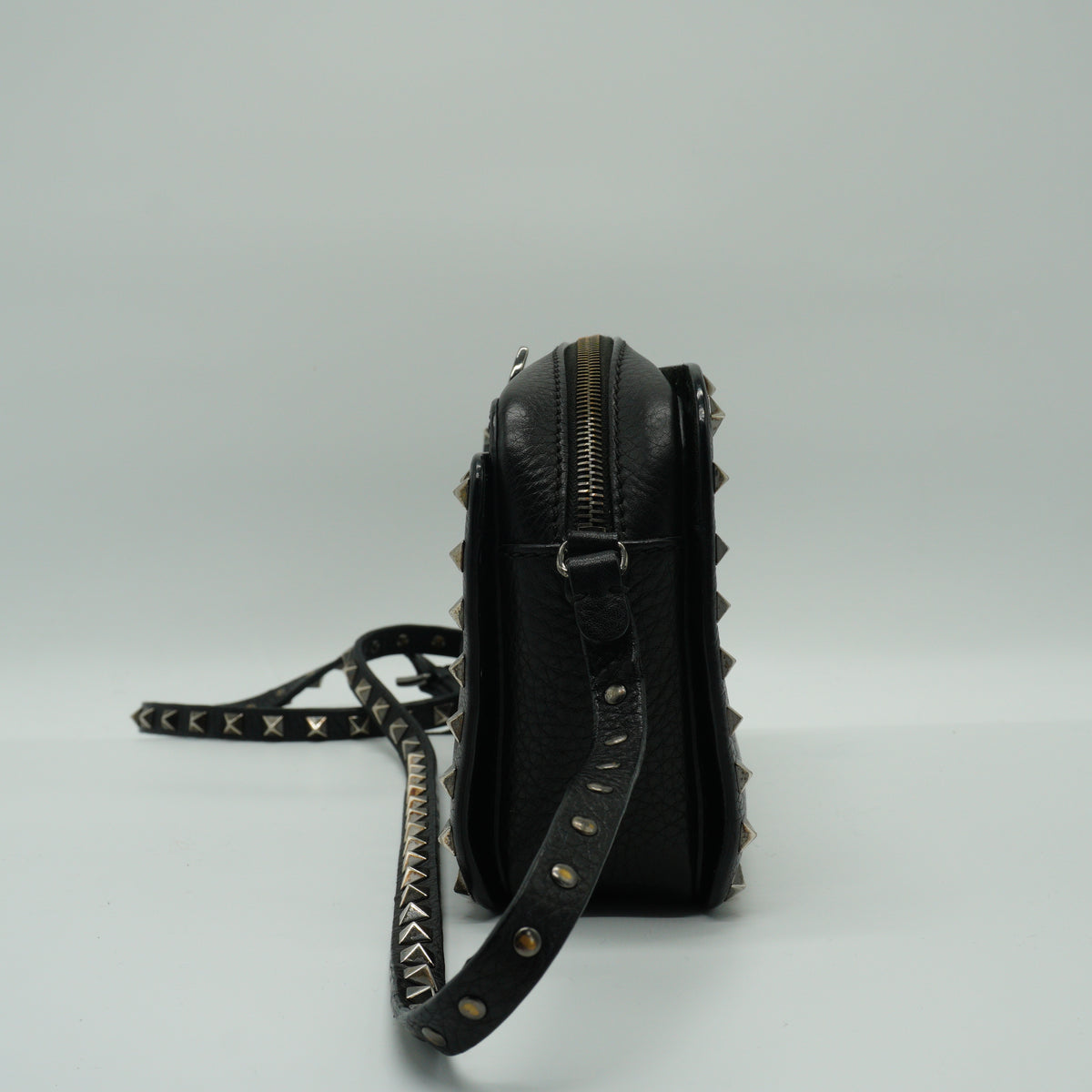 Valentino Garavani Rockstud Camera Bag Black Small SHW