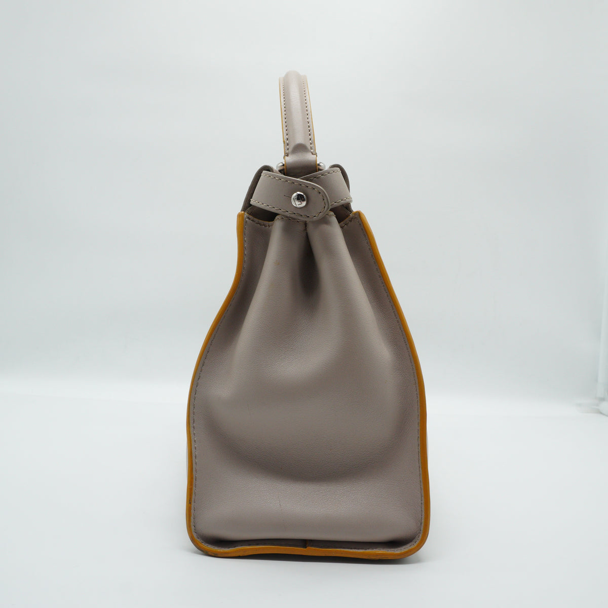Fendi	Peekaboo Medium Premium Calfskin Ivory SHW