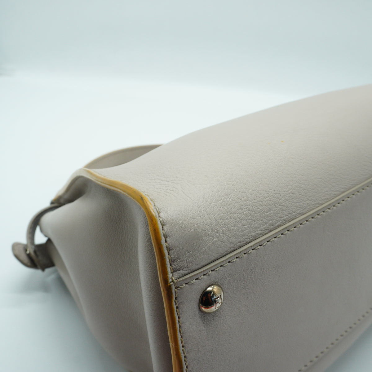 Fendi	Peekaboo Medium Premium Calfskin Ivory SHW