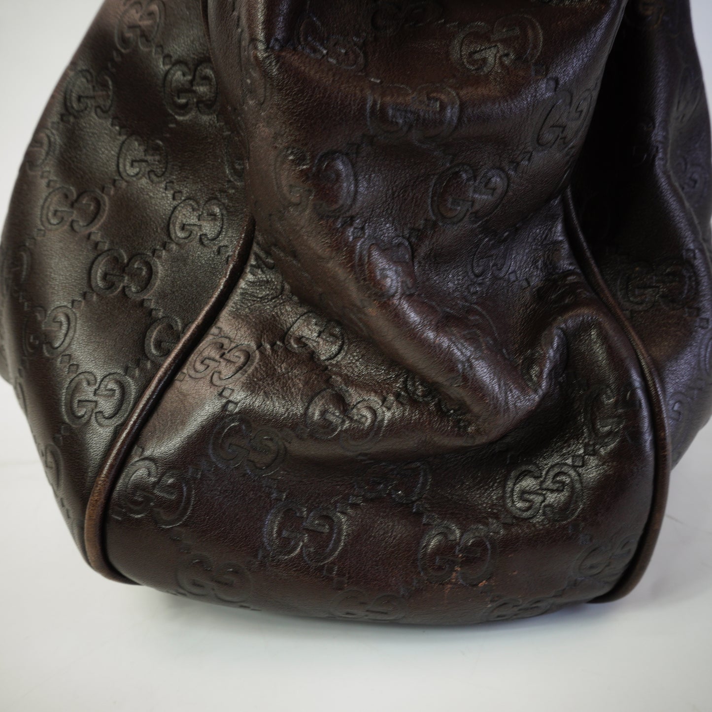 Gucci Sukey Bag Tot GHW Medium