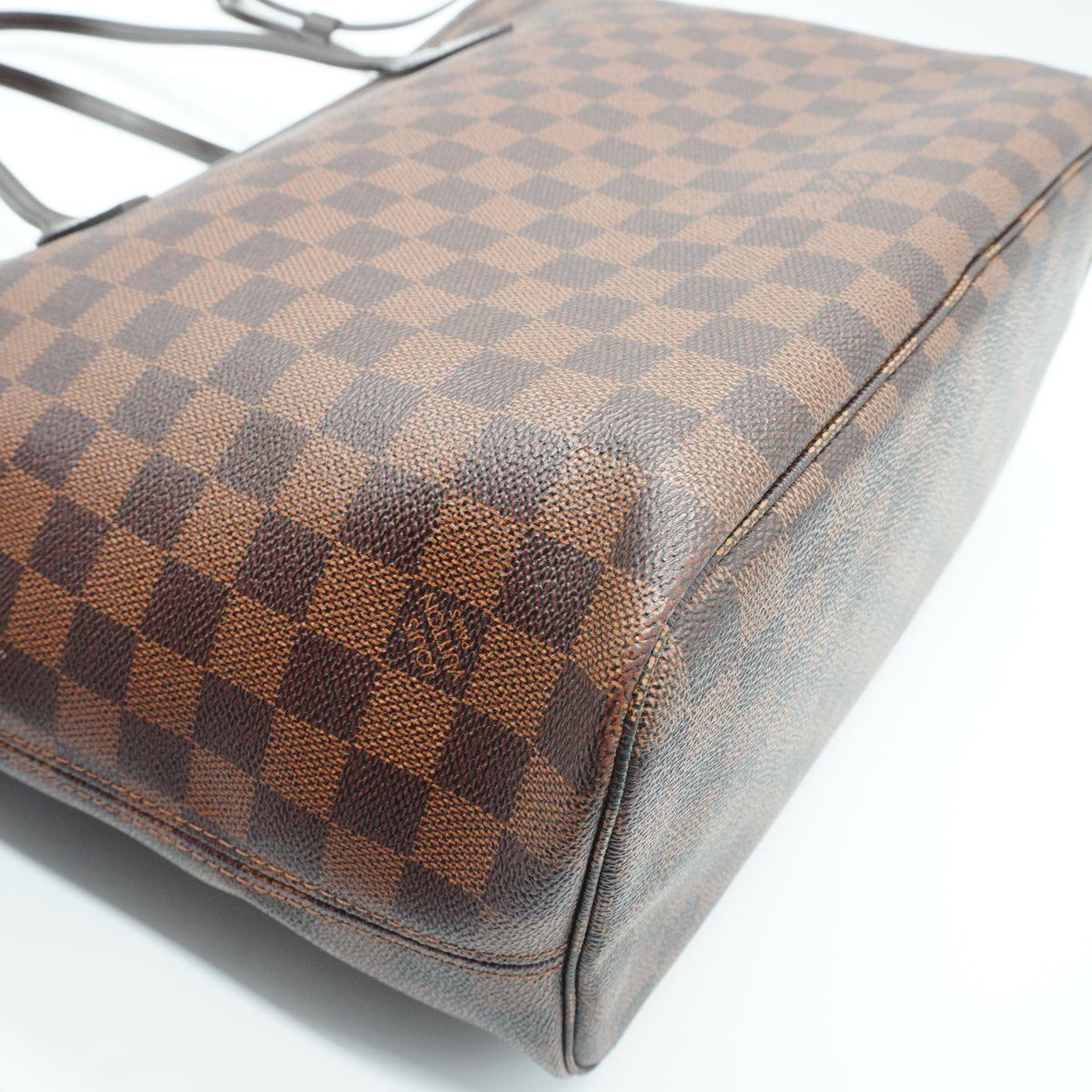 Louis Vuitton	Neverfull MM Damier Ebene GHW
