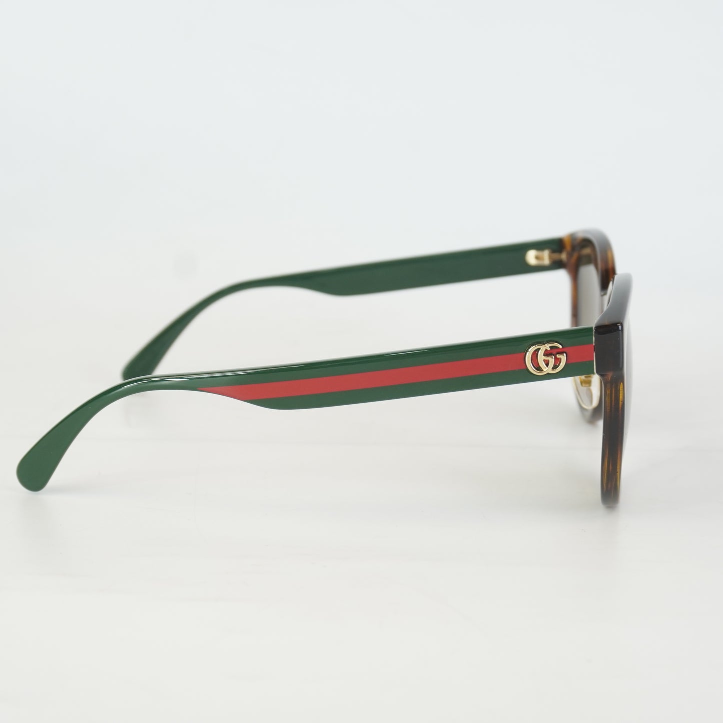 Gucci GG 0854SK
