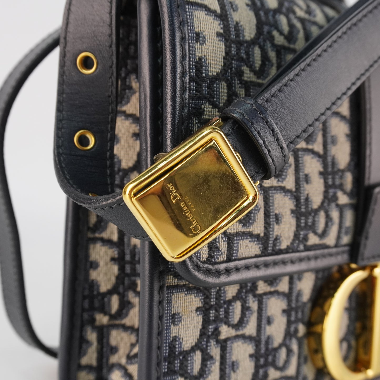 Dior	Montaigne Oblique Blue