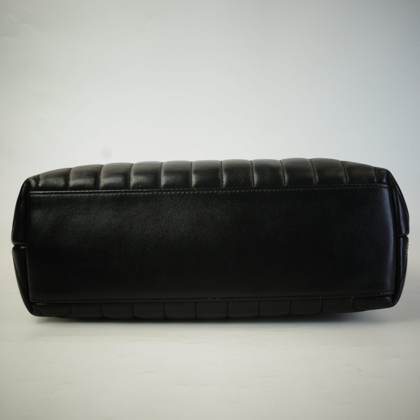 YSL	Lou Lou Shoulder Bag SHW Medium