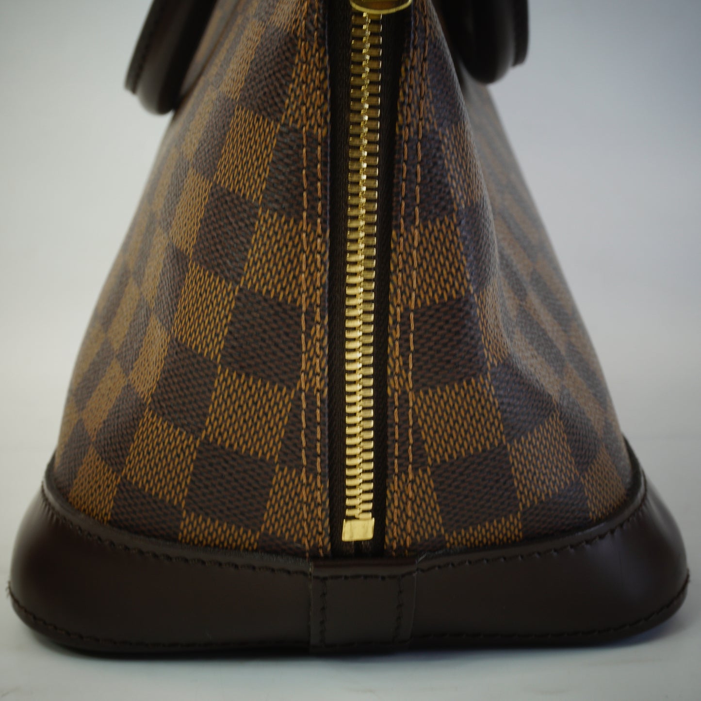 Louis Vuitton	Alma DM Canvas