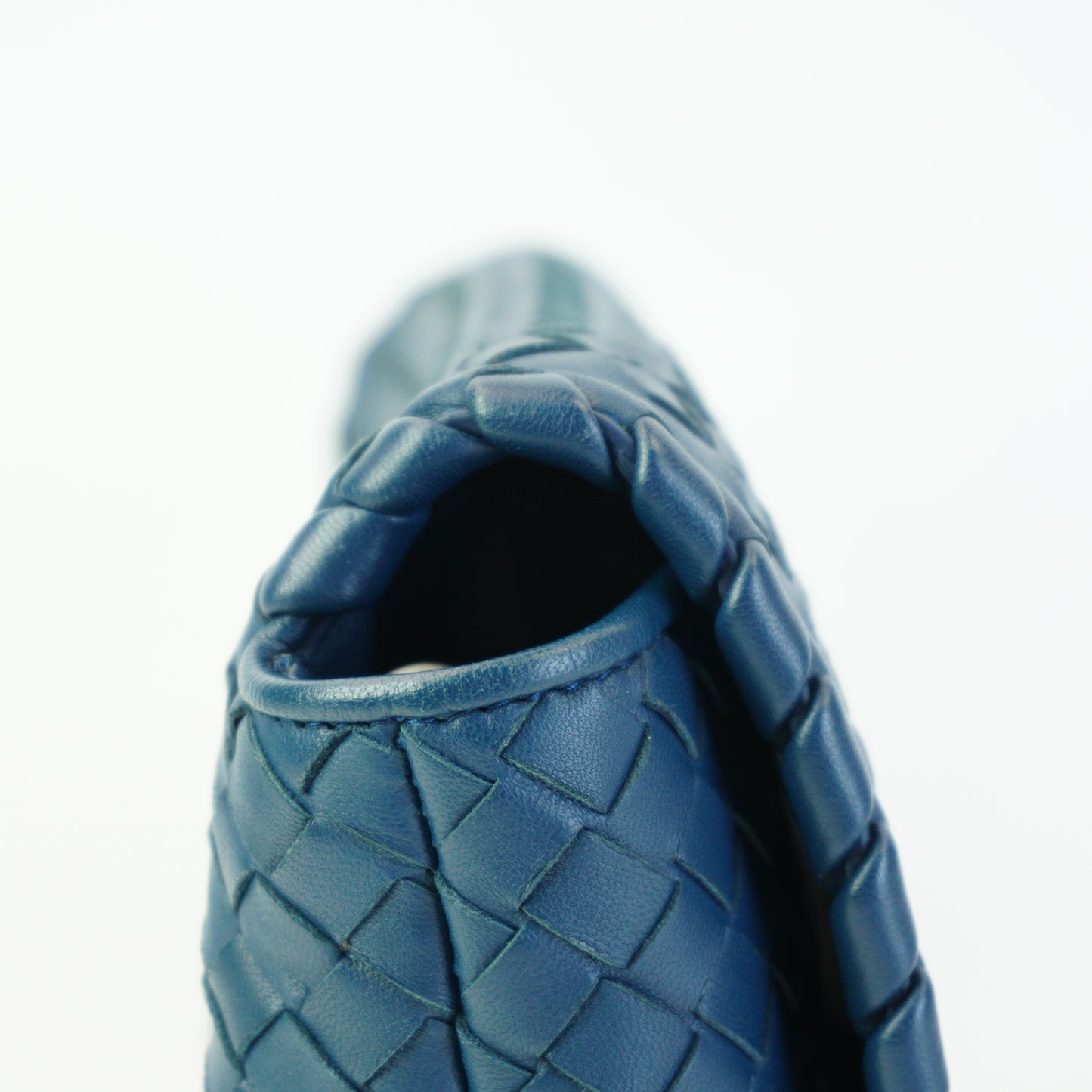 Bottega Veneta Intrecciato Woven Nappa Leather Crossbody Blue Mediuim MHW