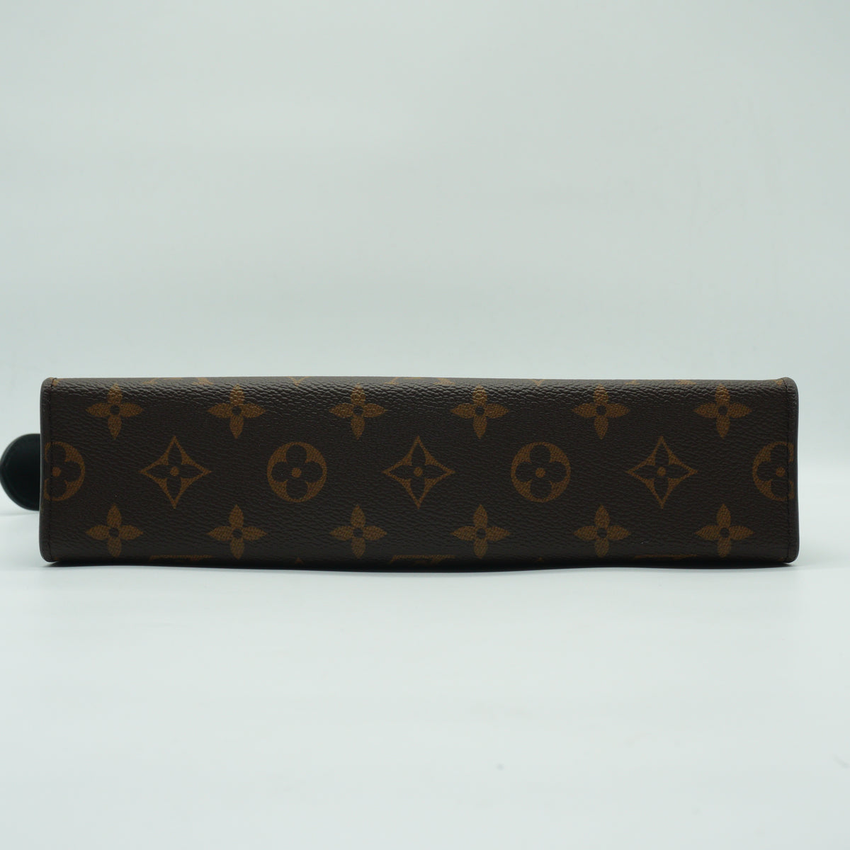 Louis Vuitton	Toiletry Pouch Medium Monogram GHW