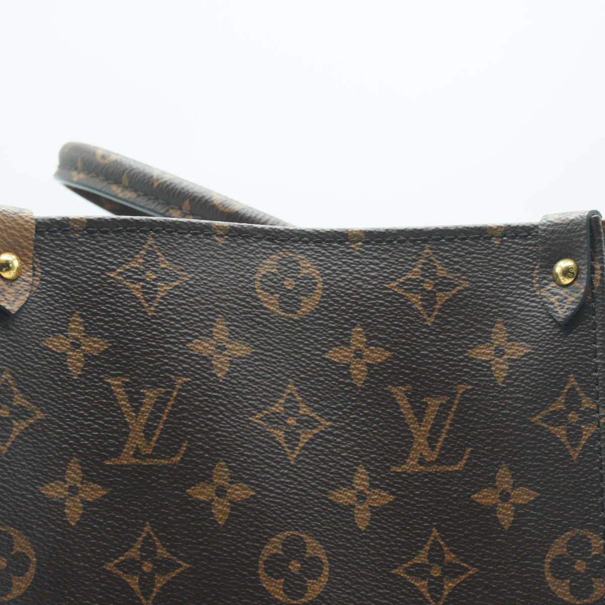 Louis Vuitton	On The Go GM Monogram canvas GHW