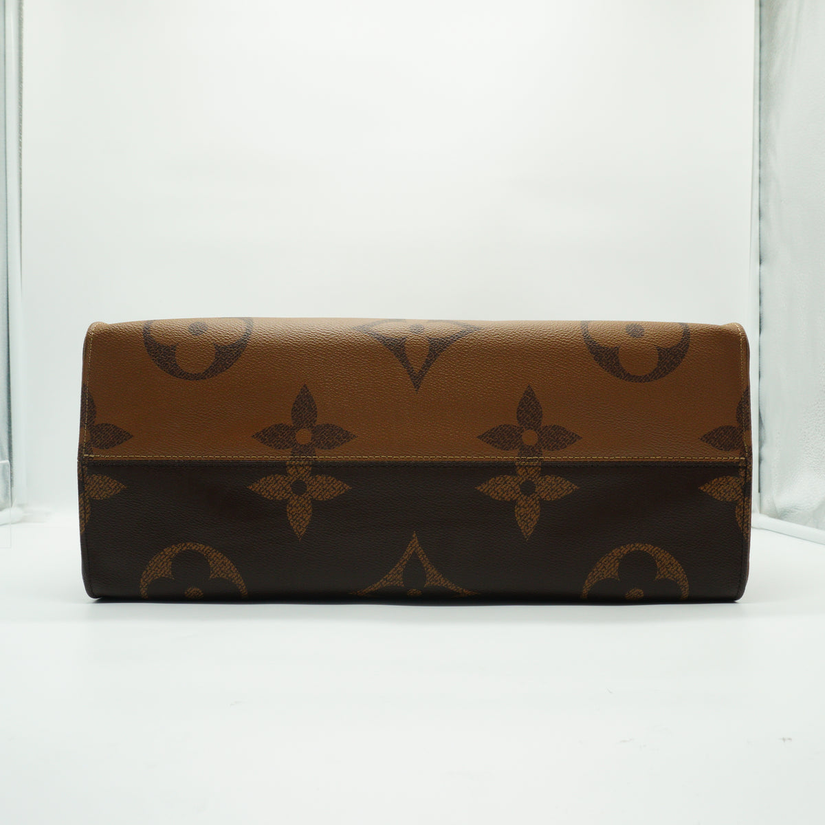 Louis Vuitton	On The Go GM Monogram canvas GHW