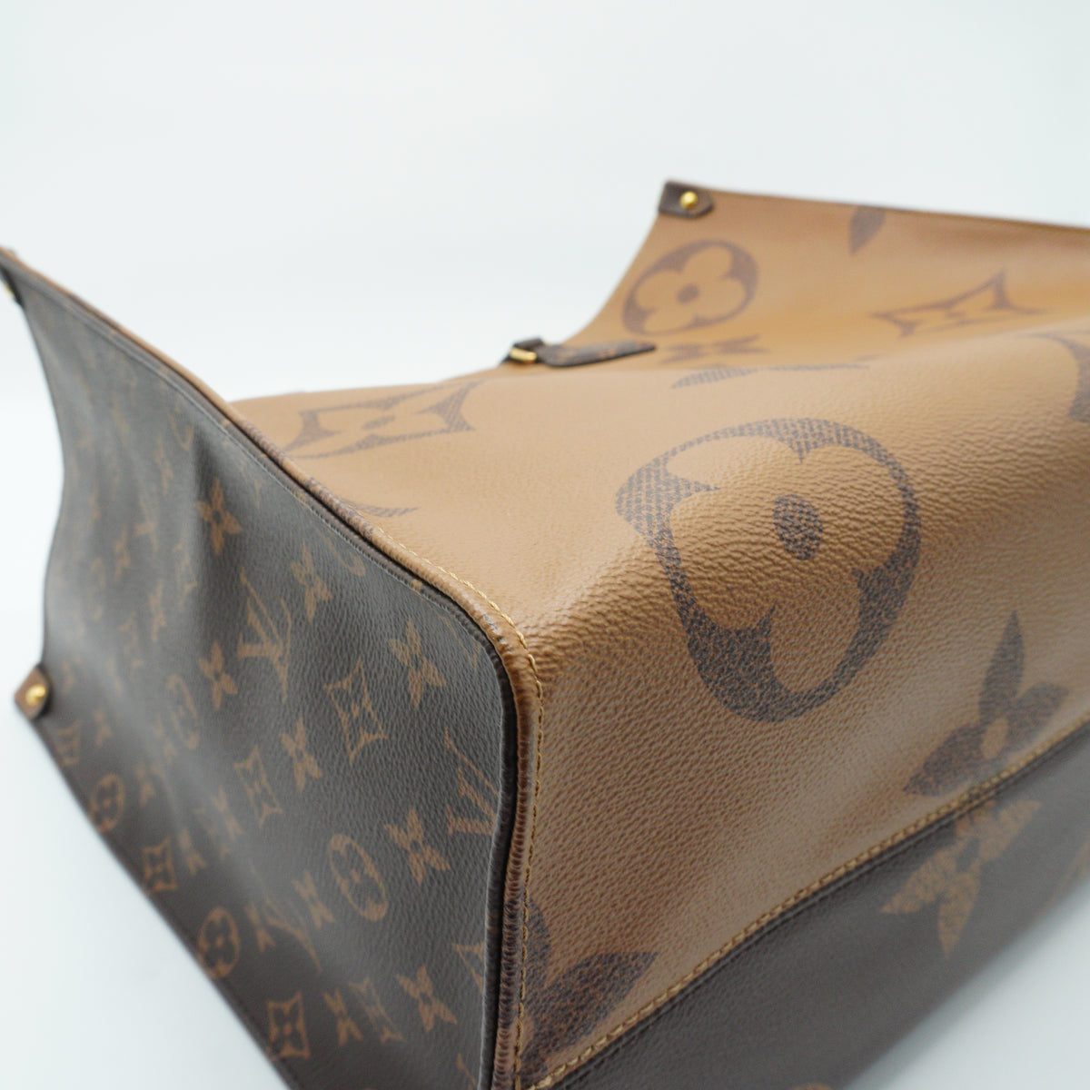 Louis Vuitton	On The Go GM Monogram canvas GHW