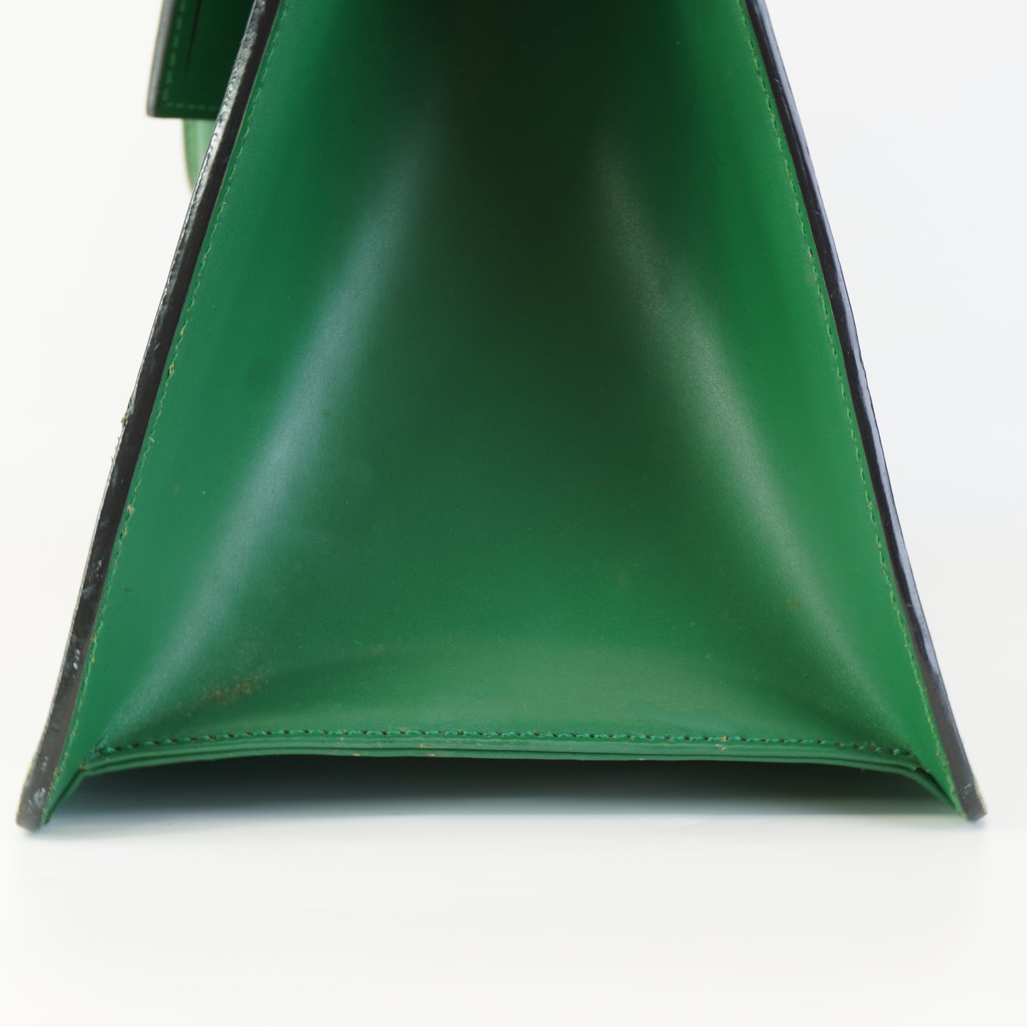 Louis Vuitton	Borneo Epi Riviera Green