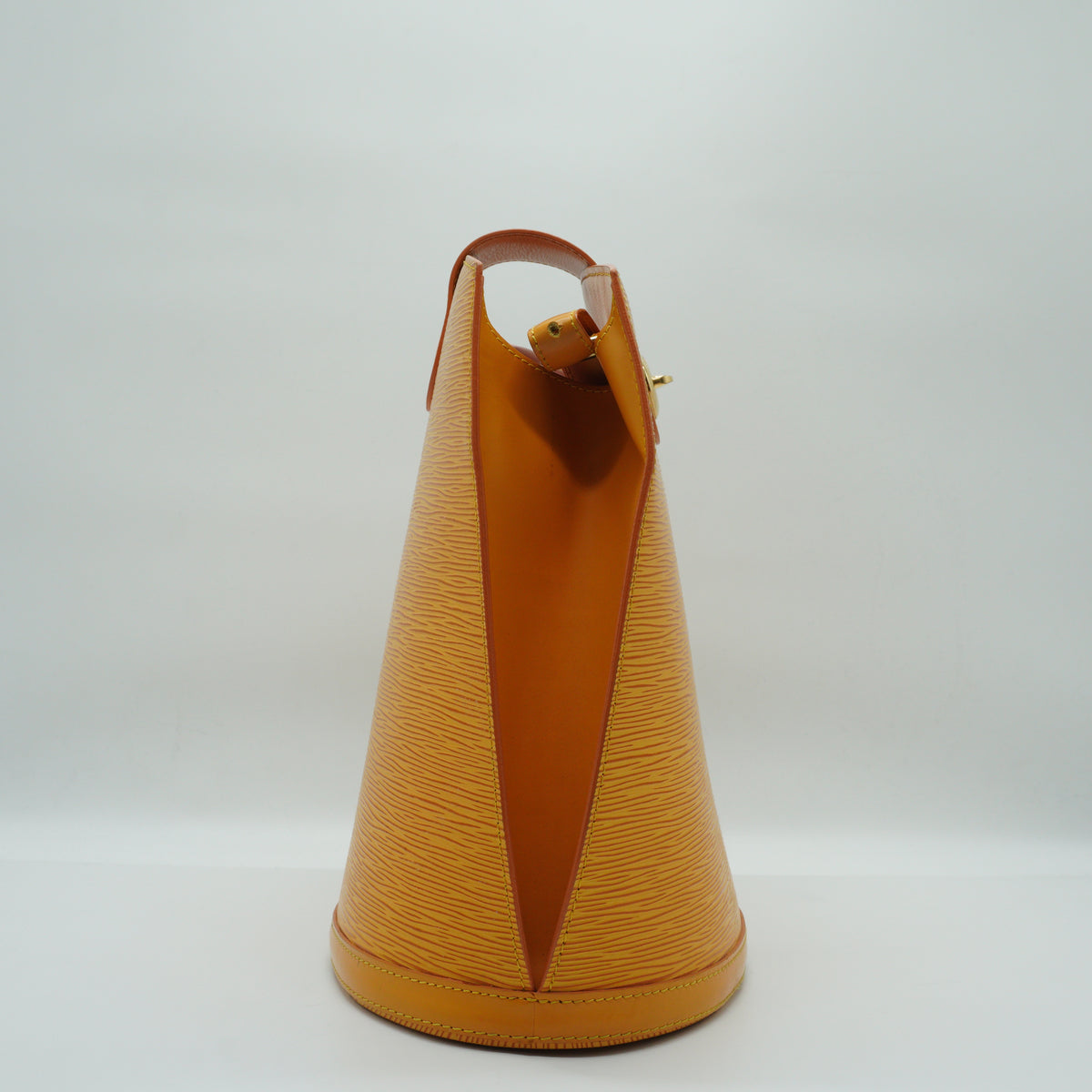Louis Vuitton	Epi Cluny Medium Shoulder bag Yellow GHW