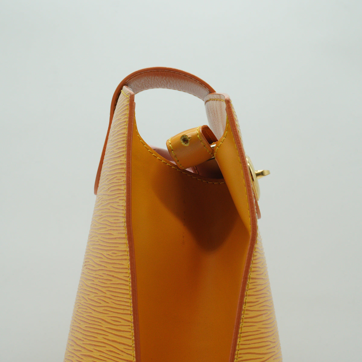 Louis Vuitton	Epi Cluny Medium Shoulder bag Yellow GHW