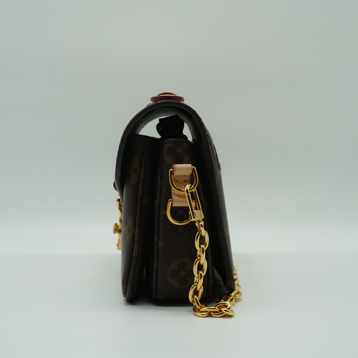 Louis Vuitton Pochette Metis East-West Small GHW