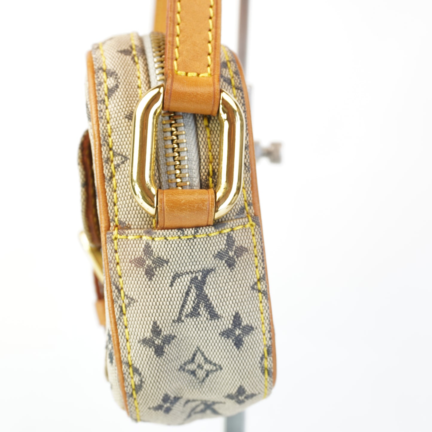 Louis Vuitton	 Mini Lin Juliette Crossbody