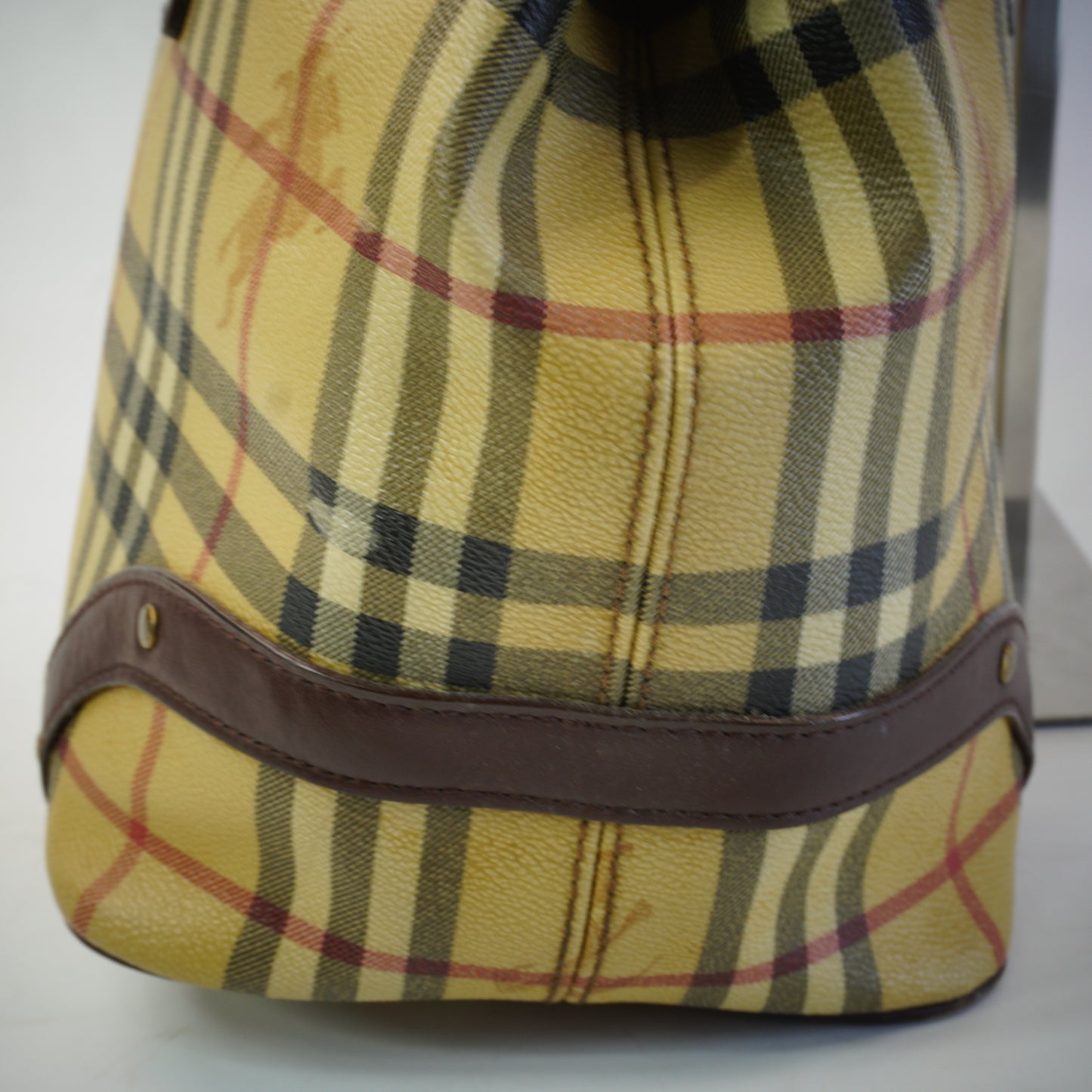 Burberry	Hymarket Check Buckle Tote Bag GHW Large