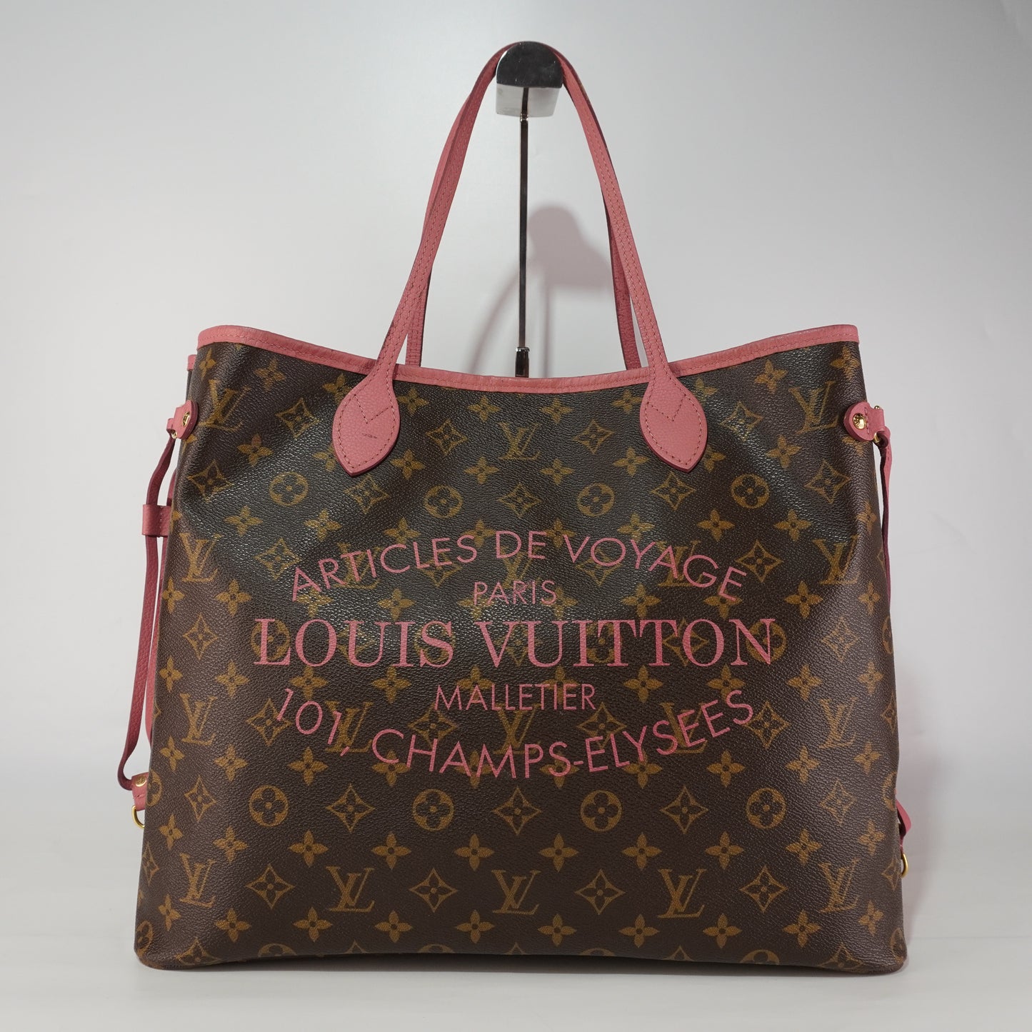 Louis Vuitton	Neverfull Pink