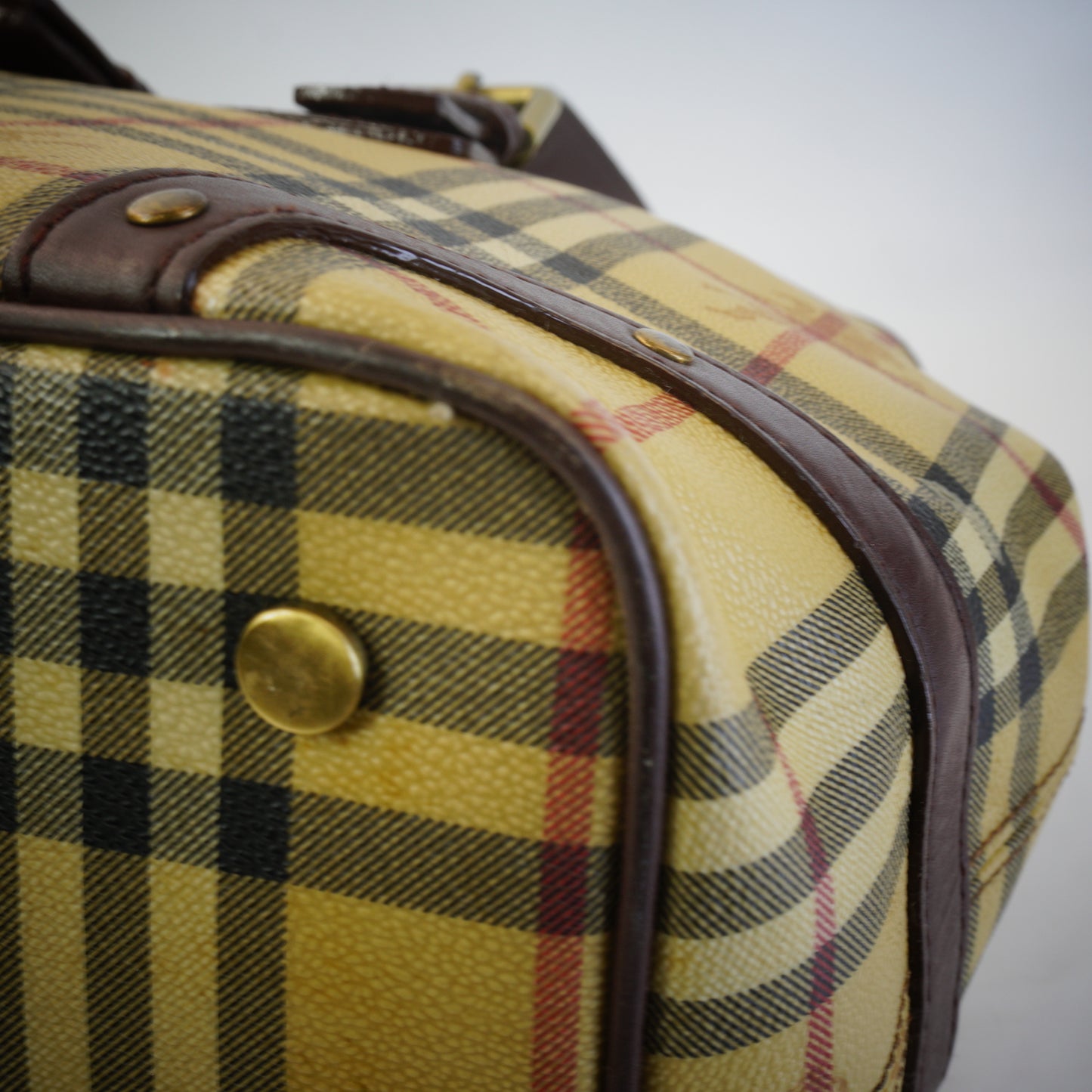 Burberry	Hymarket Check Buckle Tote Bag GHW Large