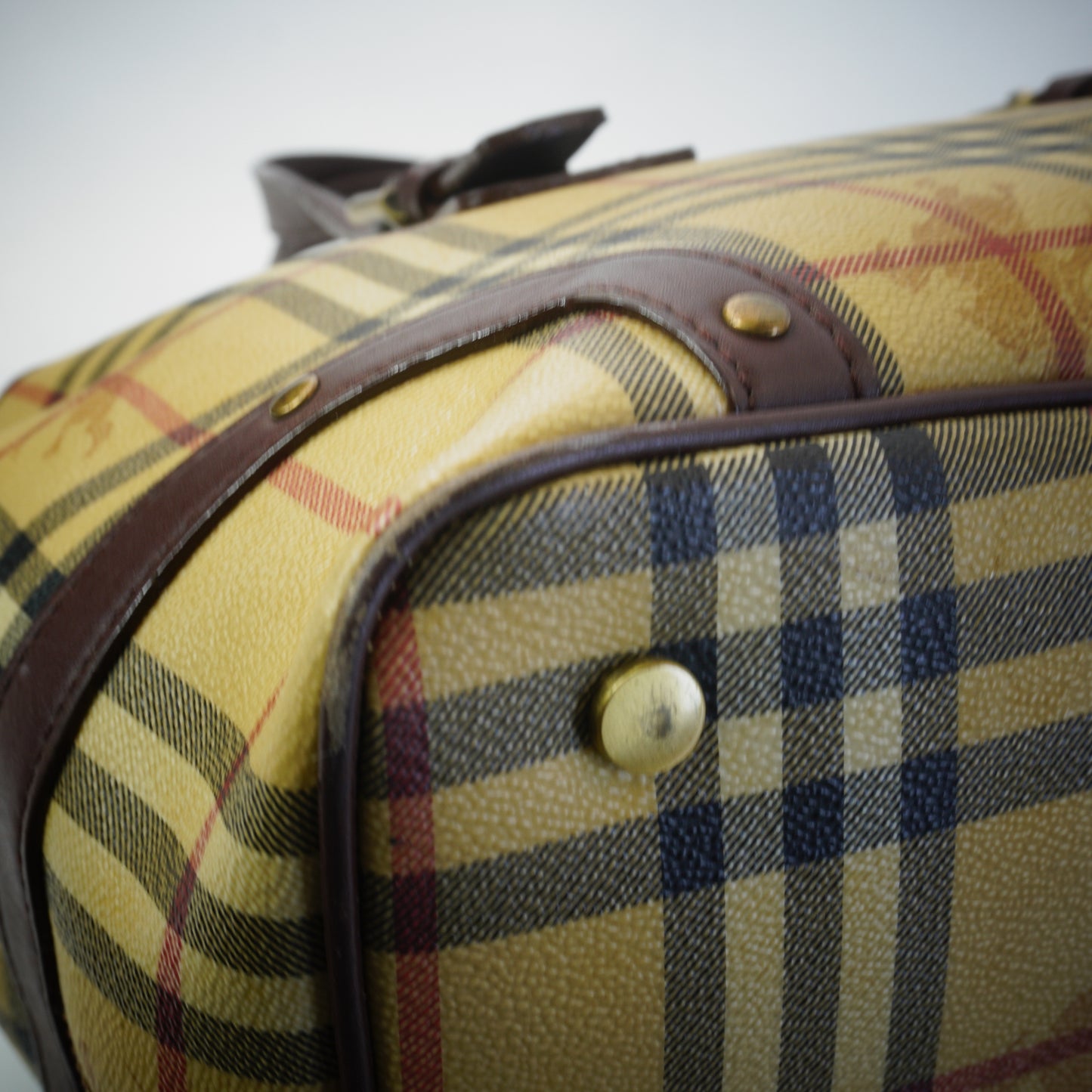 Burberry	Hymarket Check Buckle Tote Bag GHW Large