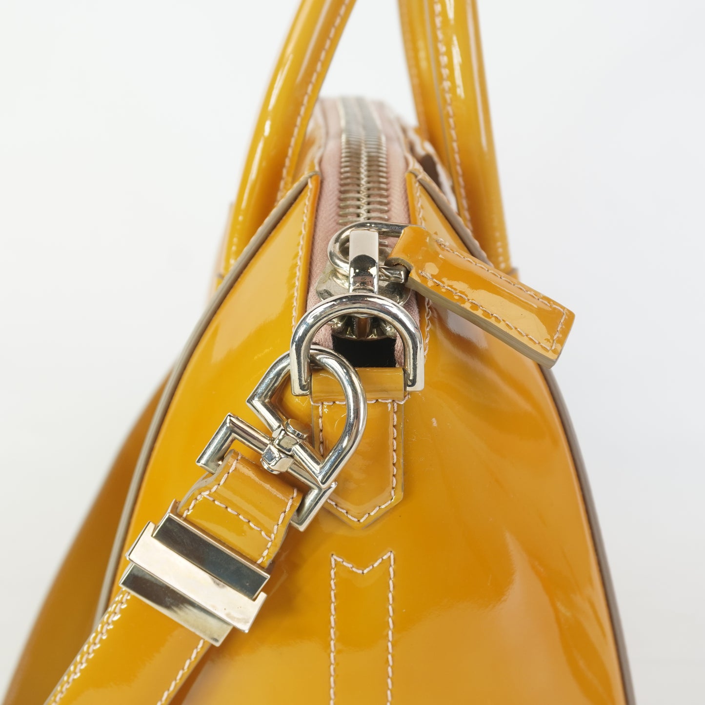 Givenchy Antigona Mini Bag Patent Caramel SHW Small