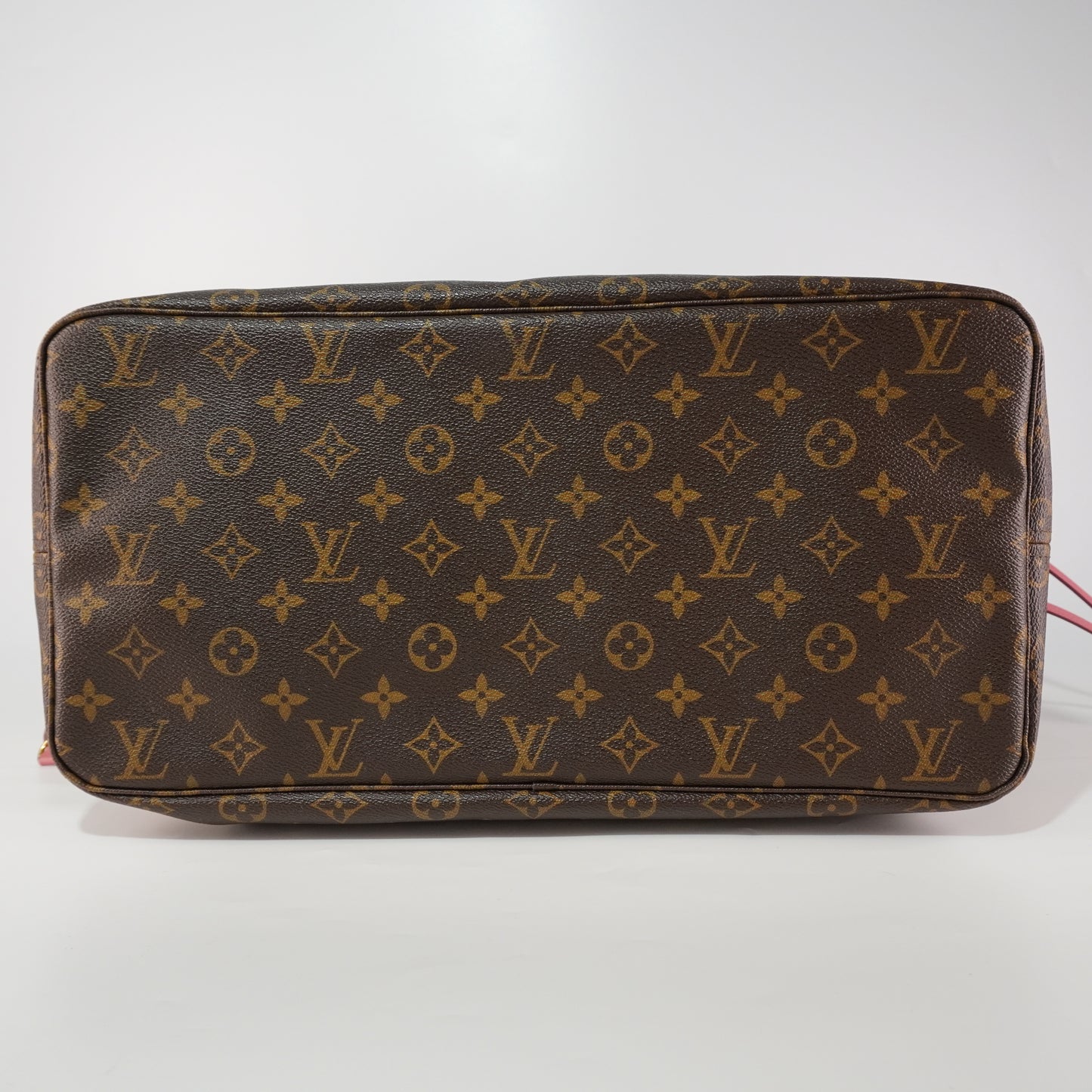 Louis Vuitton	Neverfull Pink